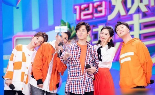  和颂传媒|王一博赵丽颖同台，快本收视率夺冠，23年过去还没有综艺赢过快本