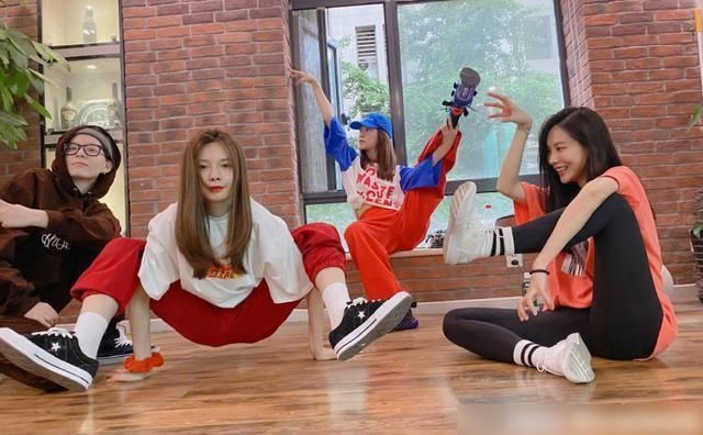  破浪的姐姐|《浪姐》现场观众投票结果，为何总是让人费解？