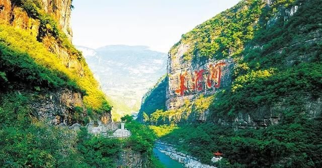 酱香型白酒|为什么领导们只喝酱香酒?如何能买到一瓶好的酱香酒?答案在这里