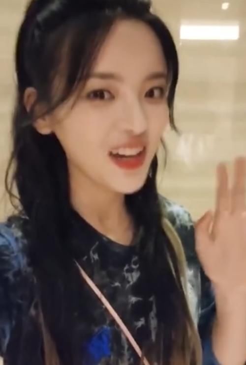 看清|杨超越新综艺即将开播,新加入一位流量男嘉宾,看清是谁,我激动了