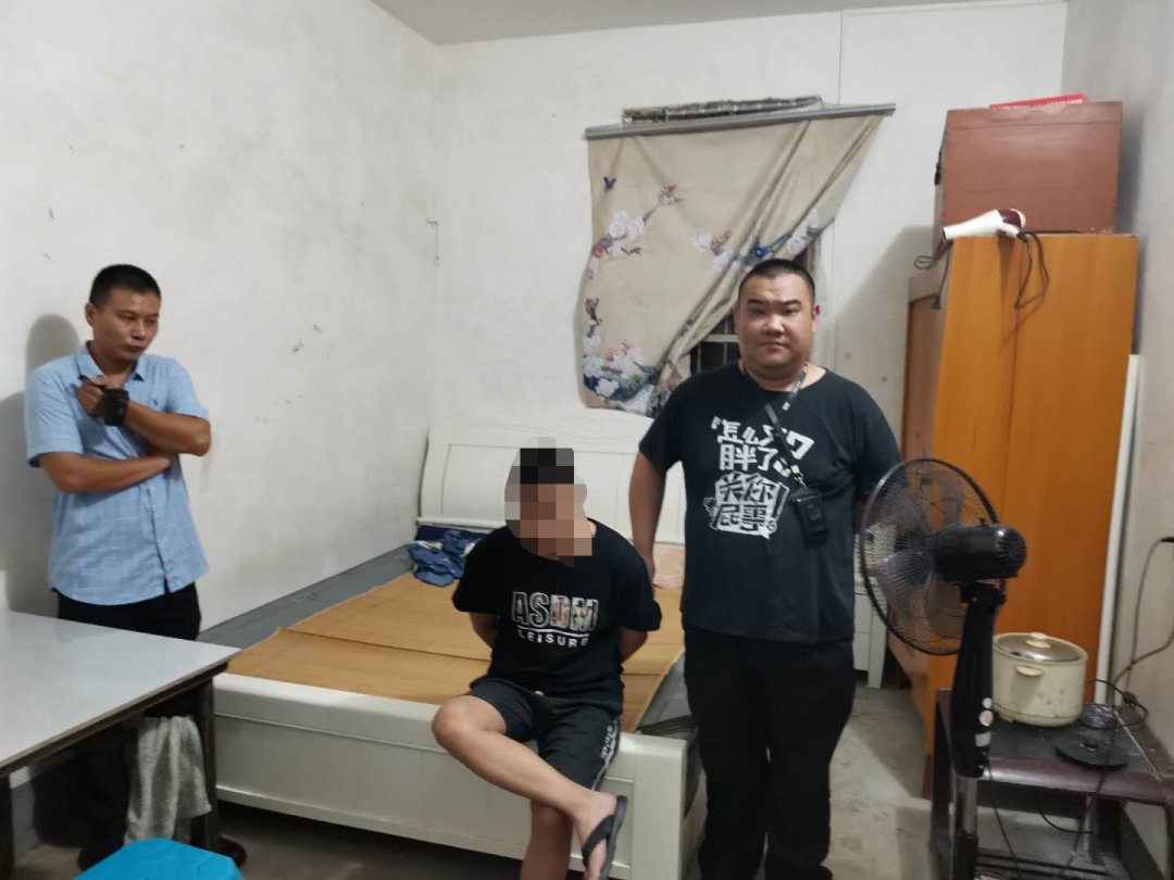 上犹县城|两男子开着宝马偷摩托车？嫌疑人：宝马是租的二手车，开豪车只为不被人怀疑