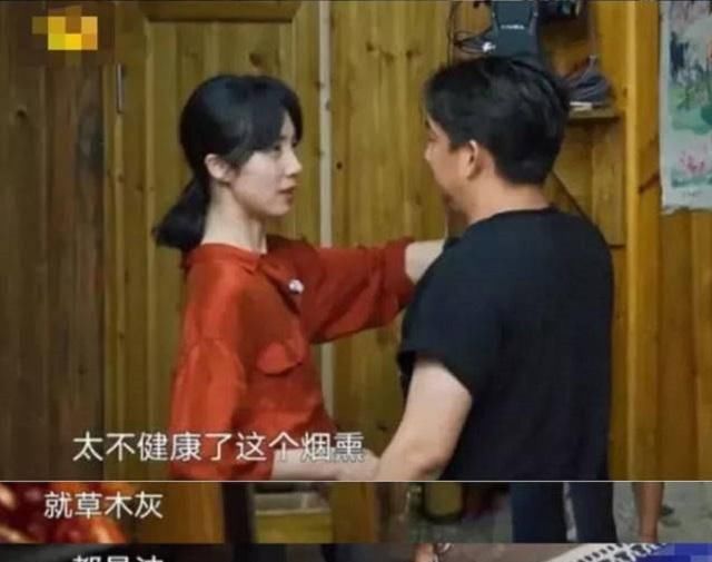  不录|黄磊厨房连轴转，37度高温生炉做饭，妻子孙莉心疼落泪：咱不录了