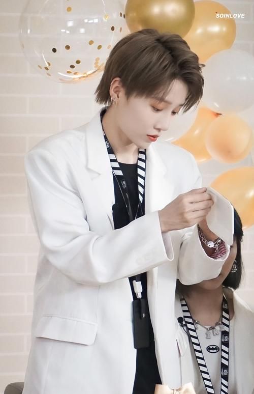  青春有你|刘雨昕8次选秀7次回锅堪称回锅之王，选秀出走半生，归来仍是素人