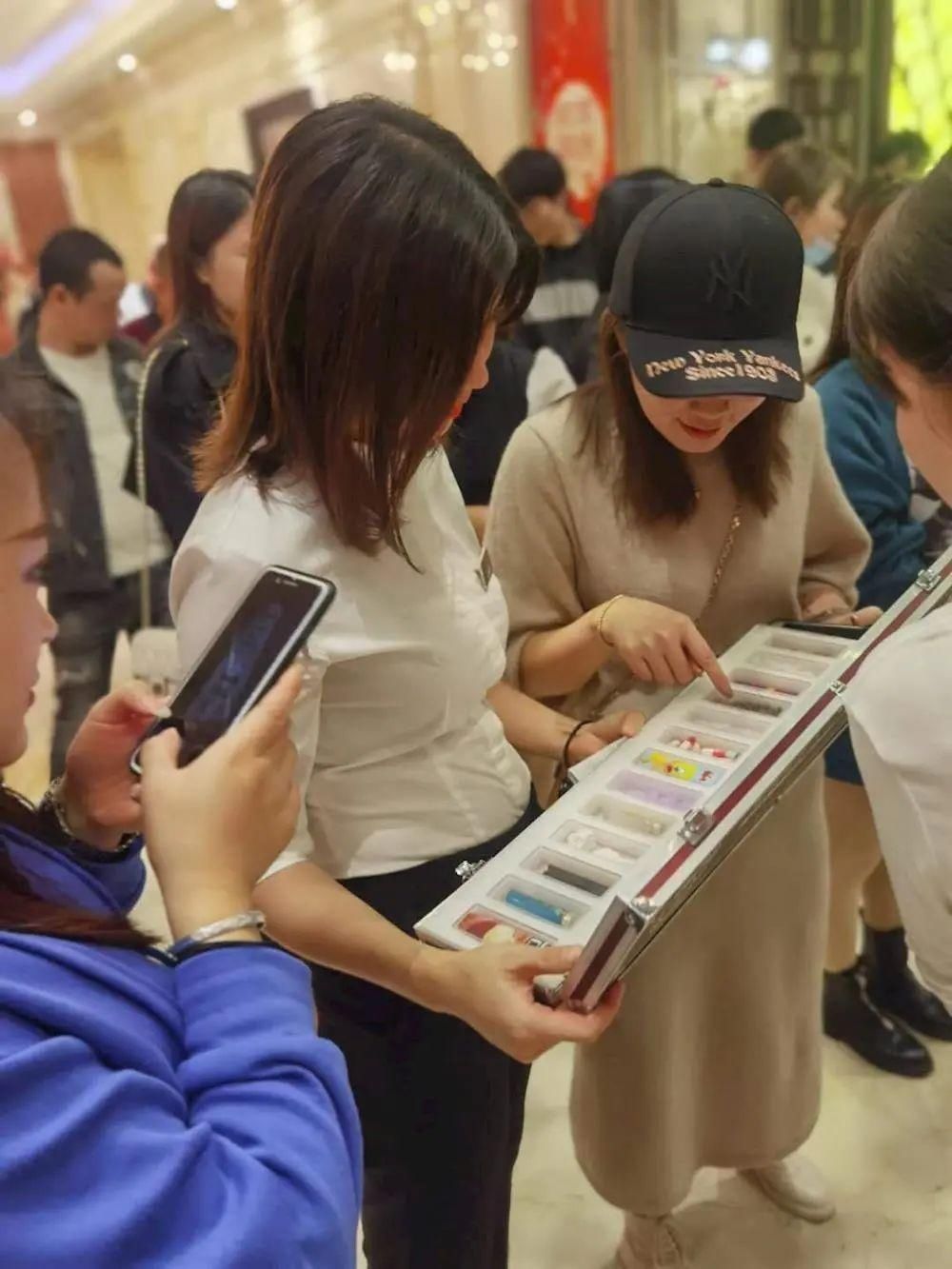 禁毒|禁毒宣传进场所 携手共筑防毒墙