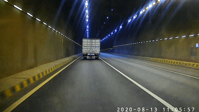 违法地点|全罚了！隧道实线变道，这9辆车被拍！