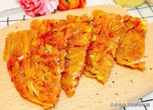 均匀|土豆洋葱黑胡椒煎饼（教你一道酥嫩兼备、味美十足的美味小吃）。