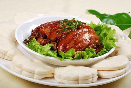  家常|梅干菜搭配上猪肉，扣肉才是主旋律，梅菜扣肉家常做法分享