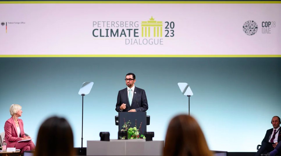 是否淘汰化石燃料？彼得斯堡气候对话各国再现分歧，COP28主席发言被指“令人担忧”