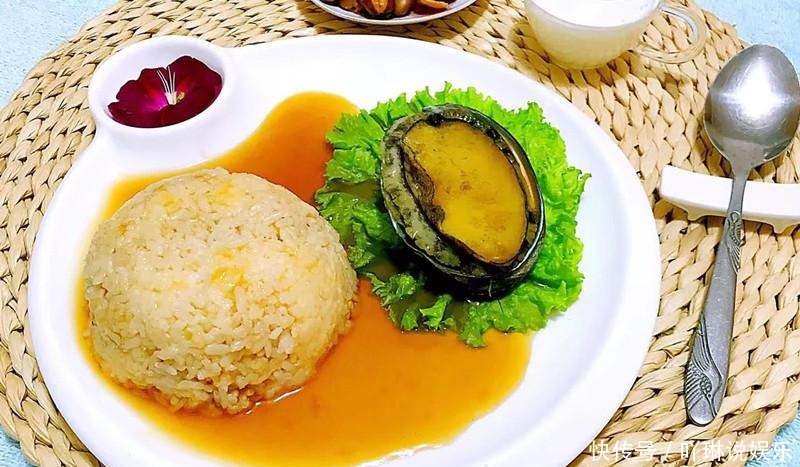 味蕾|鲍鱼捞饭,肥嫩的口感味蕾的享受,一口一个爽翻天