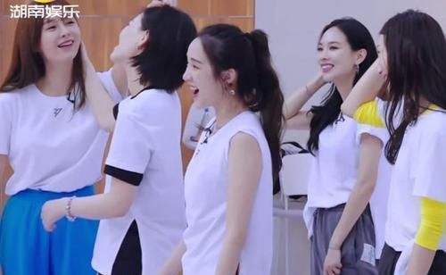  舞蹈|理想中《浪姐》7人团是这样的，张含韵、万茜都留下，你觉得呢？