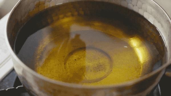 解馋|解馋外卖第一名!口口酥脆会爆汁,在家做好吃又实惠!