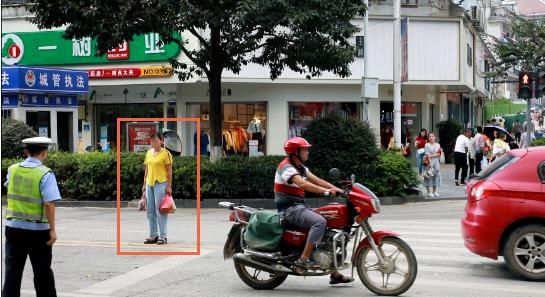 违规行为|又一波行人横穿马路被曝，看看有你认识的吗？
