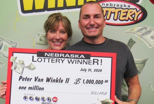 没多久|女子预感到自己会中彩票和中奖后的场景，没多久真中了700万