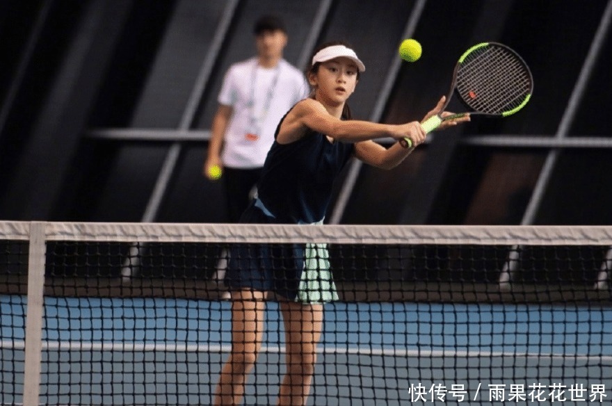 叶一茜|田亮女儿“抽条式”长大,12岁身高直逼1米7妈妈,五官越来越精致