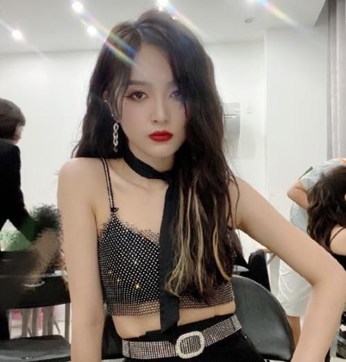  综艺|火箭少女解散资源暴涨，杨超越、吴宣仪综艺不断，唯独没有徐梦洁