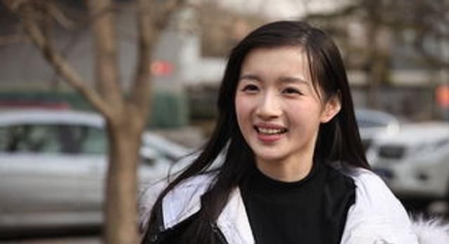  档综艺|她终于被轰出快乐家族, 何老师挥手告别, 网友: 早该走了