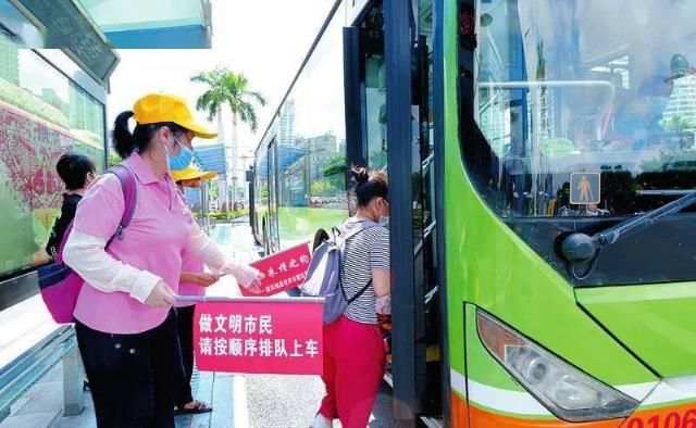 志愿服务活动|创建全国文明城市|南宁:“志愿红”照亮城市文明