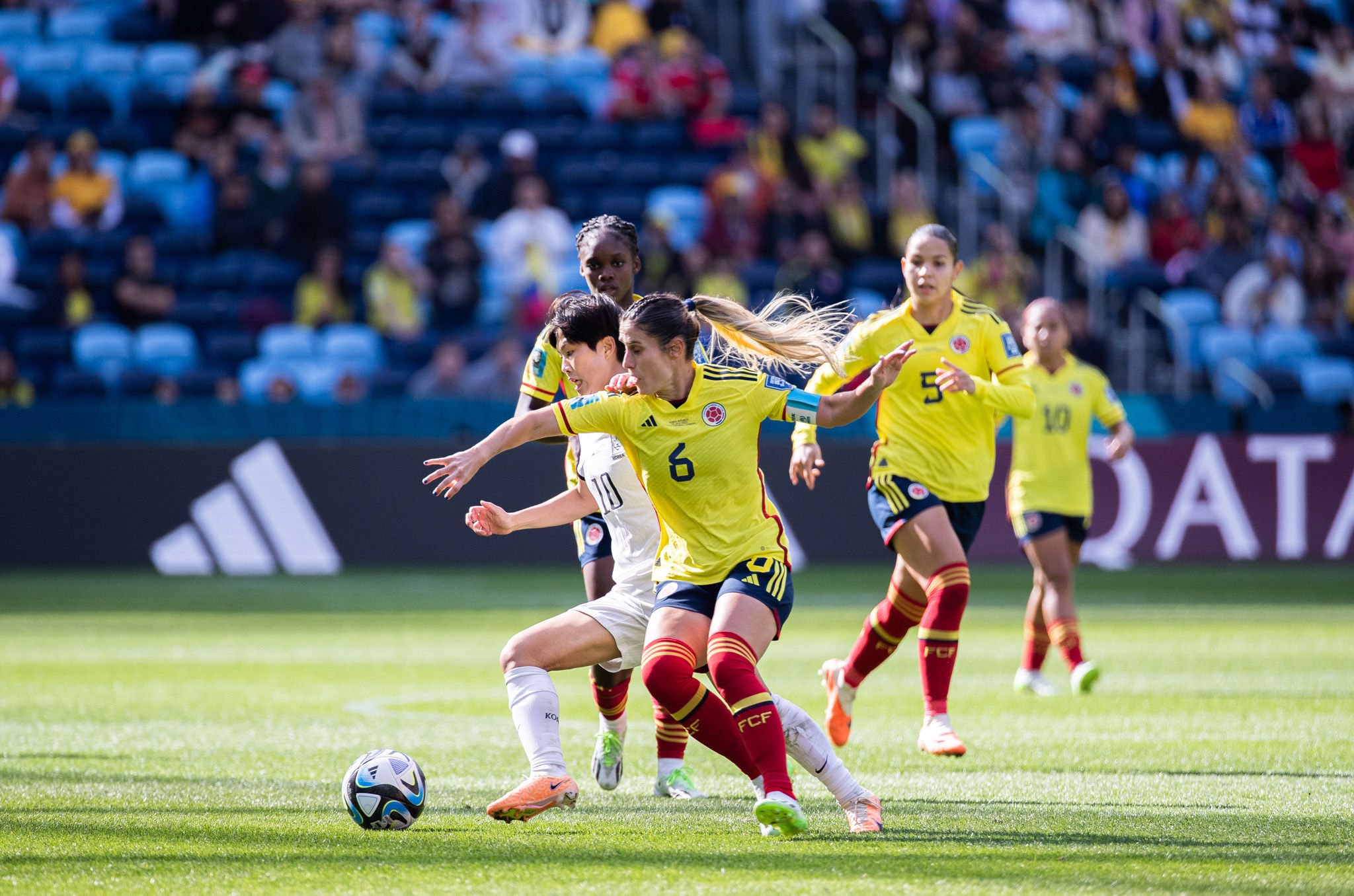 哥伦比亚女足2:0战胜韩国女足