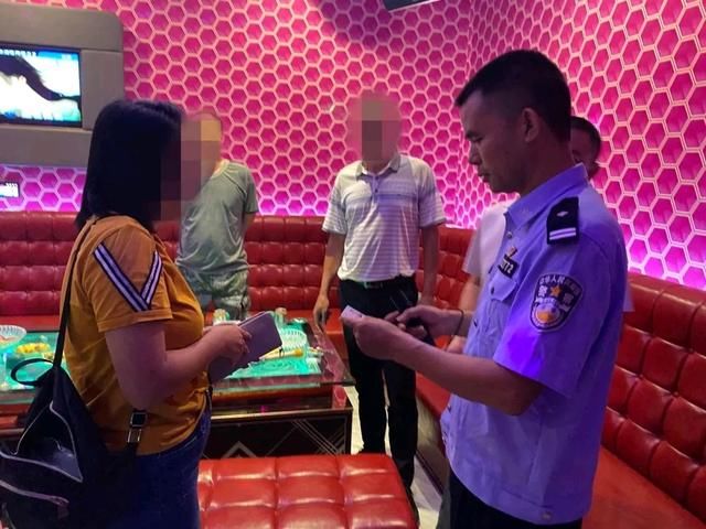 娱乐场所|逢嫌必检！阳东警方开展娱乐场所清查行动