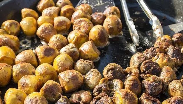 味道就|假如饭店老板免费请你吃半年外卖,必须吃4种食物,学生怎么选