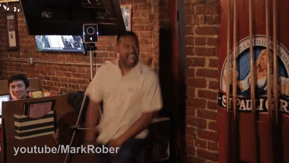  开挂|兄弟开挂吗？球杆装火箭、靶心自己找飞镖，想输都难