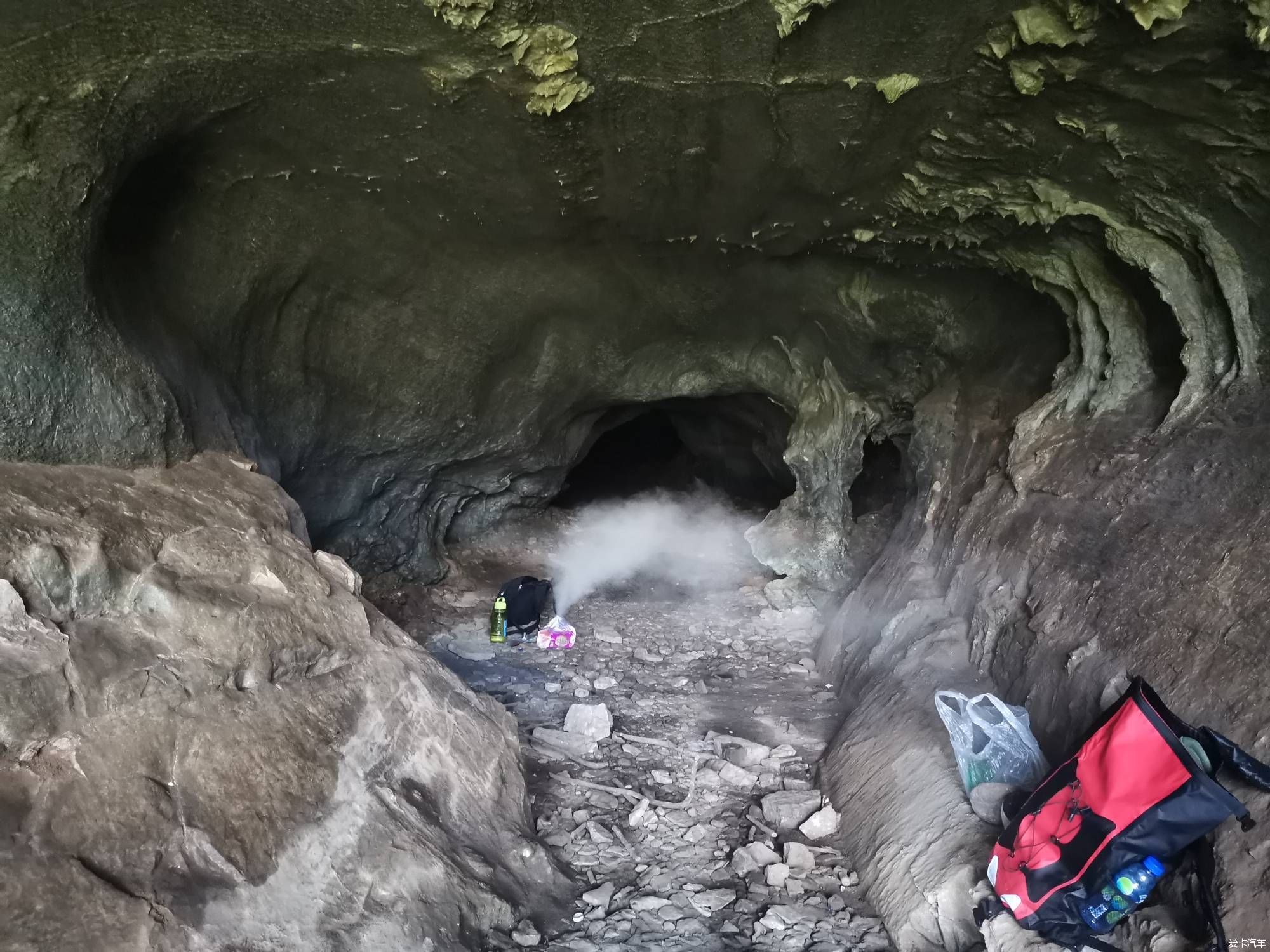  彩虹洞|【鹿卡带你去旅行】刺激的挑战自我