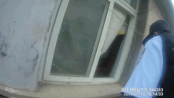 攀爬|“老手”再被抓！判刑记录一大串 一年一偷“屡教不改”擅长攀爬翻墙