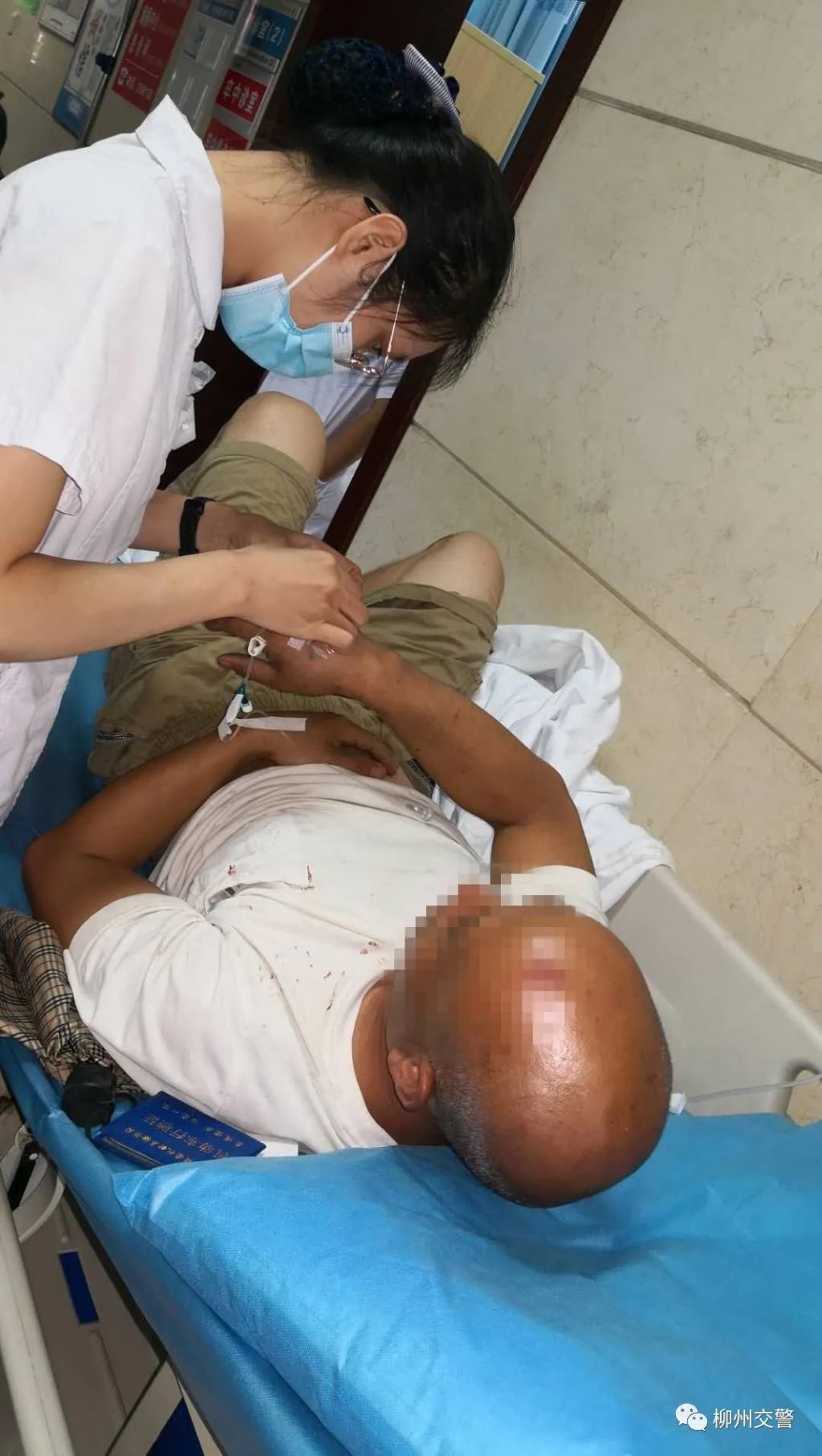  碾压|两客一危一货丨惊险！柳长路大货车追尾，电动车瞬间被碾压…