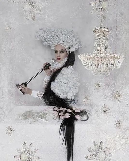  超现实主义|德国艺术家的超现实主义时尚盛宴。。。