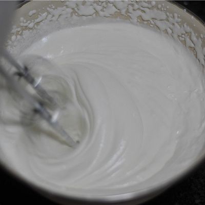 梅花|梅花双色果酱慕斯