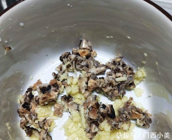  调味品|不包饺子鲜香？大厨：这两种调味品没有饺子就不好吃了