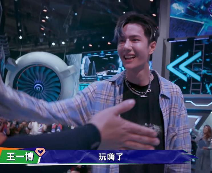  battle|队长battle，钟汉良心有余而力不足，张艺兴使出杀手锏赢了王一博