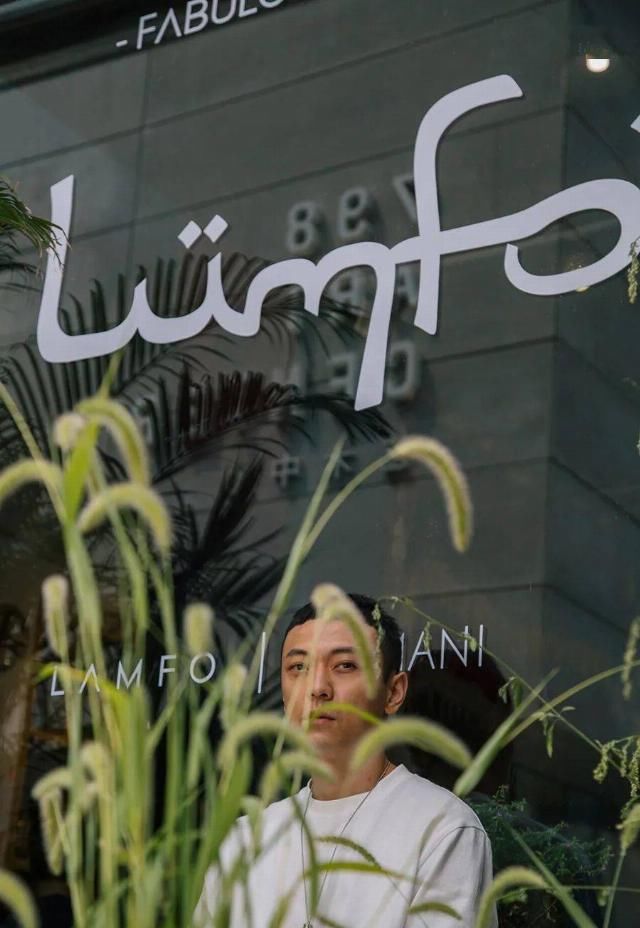  LAMFO|独家对话LAMFO创意总监何可，为何穿搭是个人时尚审美的最直接输出？
