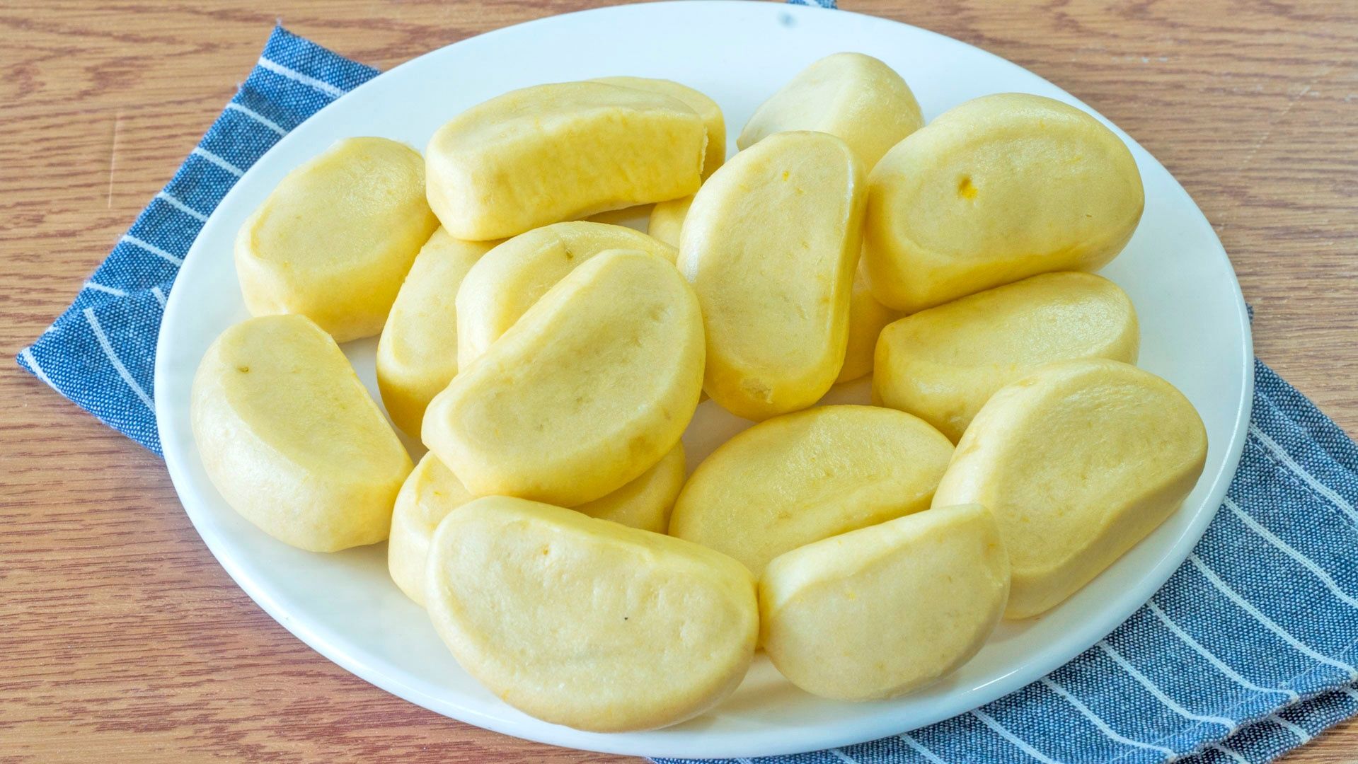 发酵|南瓜馒头这样做,不加1滴水,也不用二次发酵,比面包好吃还香甜