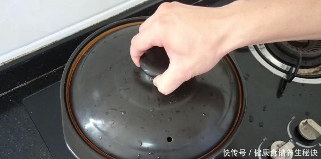 传统|客家传统美食粉尘鸭脚!教你正宗做法,入味喷香,越嚼越过瘾