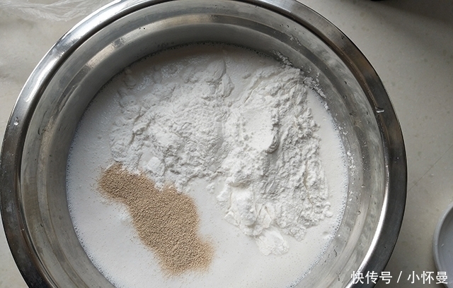 碰面|大米别煮粥,搅一搅手不碰面做米糕,比凉皮简单,比面包香软好吃