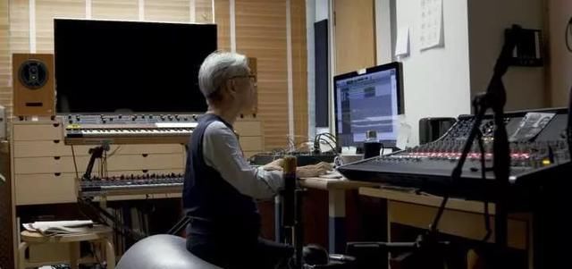  办公|艺术家“躺赚”指南