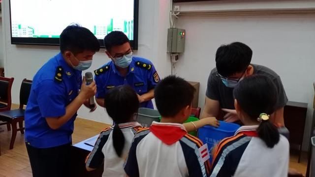 清溪开展|东莞城管启动垃圾分类宣传进校园活动,多形式互动接地气