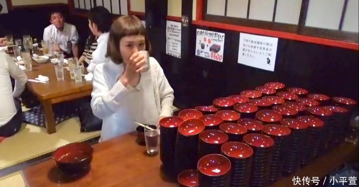 挑战|日本“大胃王”挑战吃600碗面,可端上桌后,很多人都笑了