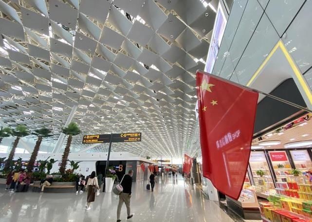 机票|双节期间郑州飞海口机票低至3折，飞乌鲁木齐仍有2折余票