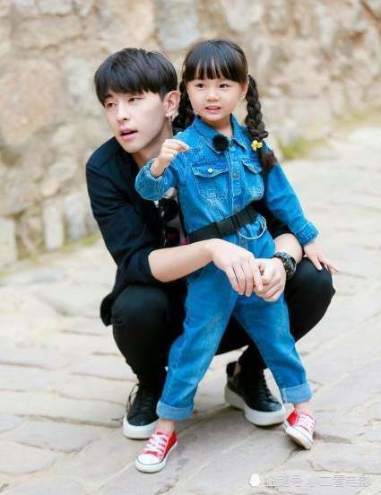 阿拉蕾|阿拉蕾和小山竹近照变化大,谁能做明星一目了然