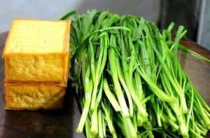 韭菜|原来韭菜和此菜才是天生一对,大厨教你一招,上桌一下就抢完