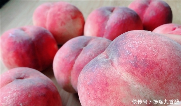 真棒|挑选桃子有诀窍,牢记1个“小机关”,甜不甜一眼看出,方法真棒