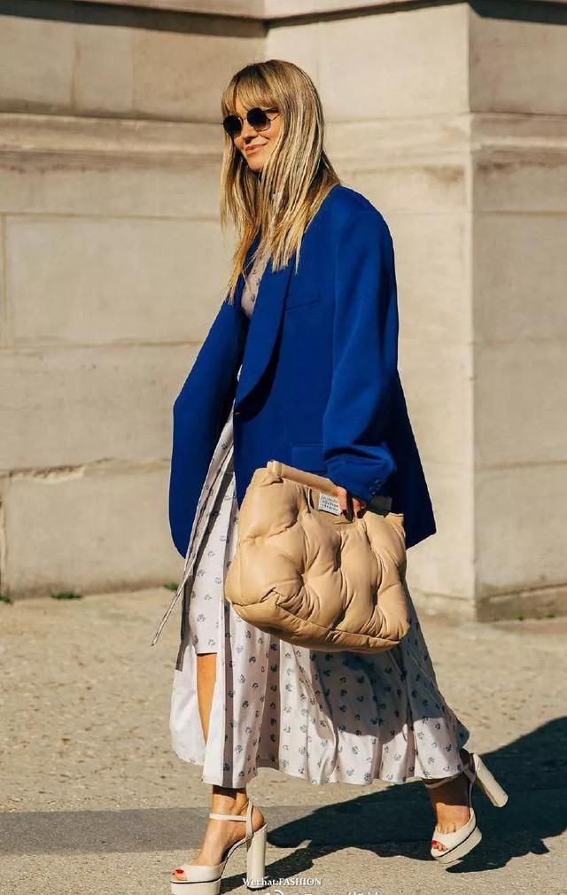 裙子|早秋最美的5条裙子，可以安排了