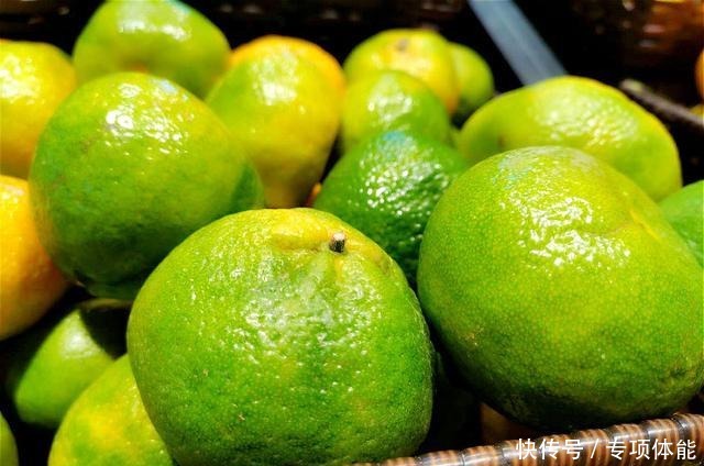很酸|买桔子,“公母”要分清!这3种万万不能买,皮厚,汁少,还很酸