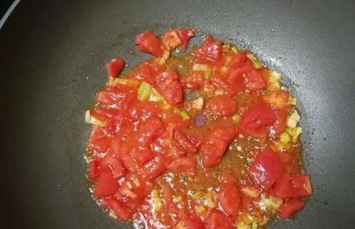 蛋花|西红柿蛋花菠菜面:面条碧绿筋道,好吃营养