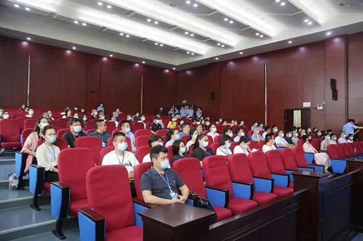 性质组织|暴力拆迁，强占土地…荆门郭某红等25人涉黑案件一审公开开庭
