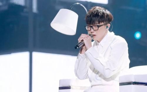  出道|杨超越、蔡徐坤、刘雨昕，那些综艺选秀中逆天改命的练习生！