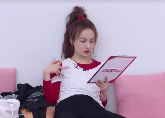  佛系|同一档节目里，佛系的吴昕和好胜的蓝盈莹，为何引发热议？