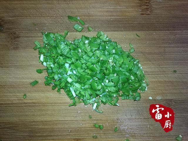  家里|家里老少都爱吃这个菜，一辈子都吃不腻的家常菜！